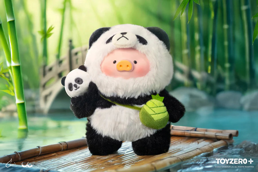 LULU THE PIGGY - VINYL FACE PLUSH KEYCHAIN (PROFESSIONAL PANDA BABYSITTER VER.)