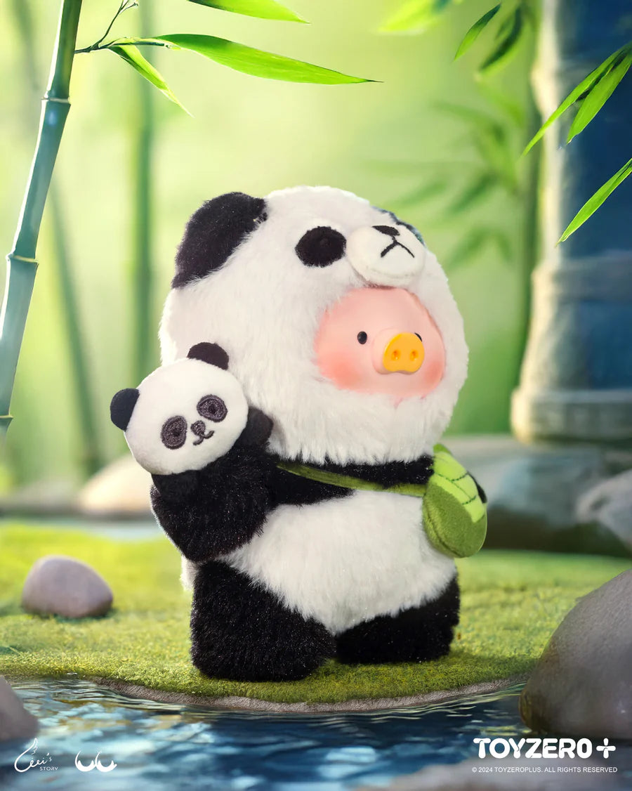 LULU THE PIGGY - VINYL FACE PLUSH KEYCHAIN (PROFESSIONAL PANDA BABYSITTER VER.)