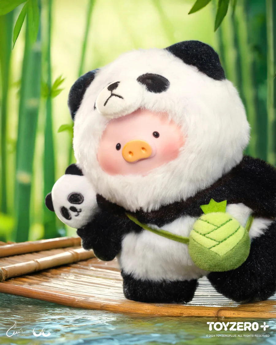 LULU THE PIGGY - VINYL FACE PLUSH KEYCHAIN (PROFESSIONAL PANDA BABYSITTER VER.)