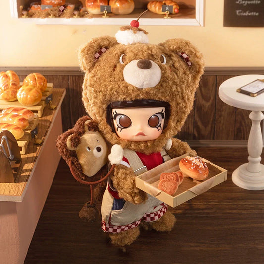 MOLLY Bear Bread 1/8 Action Figure